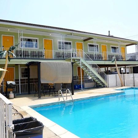 Sunrise Inn ワイルドウッド エクステリア 写真