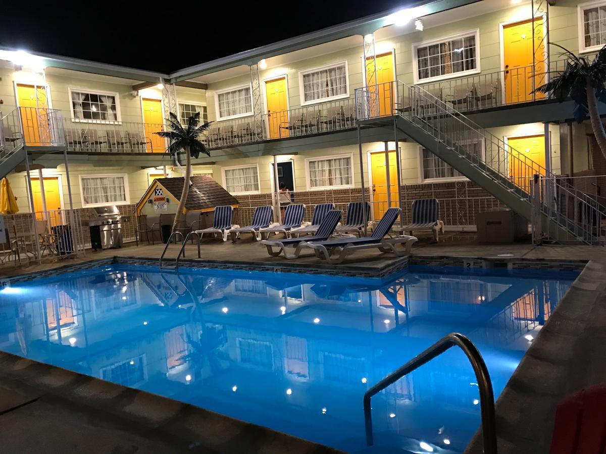 Sunrise Inn ワイルドウッド エクステリア 写真